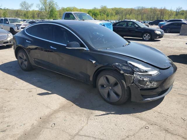  TESLA MODEL 3 2019 Czarny