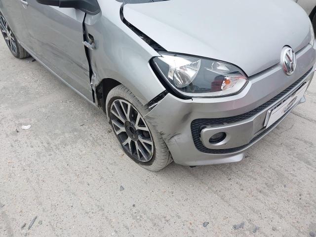 2014 VOLKSWAGEN GROOVE UP