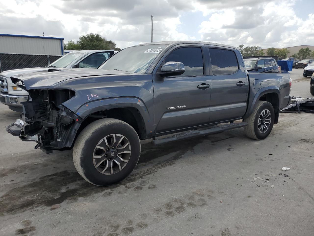 2020 Toyota Tacoma Double Cab продається в Orlando, FL - Front End