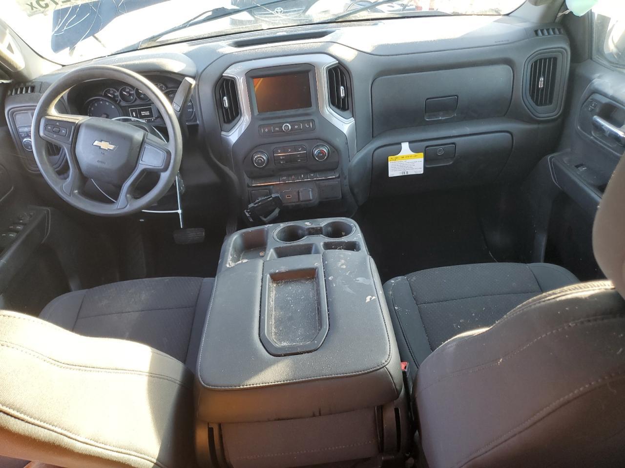 2020 Chevrolet Silverado C1500 Custom VIN: 1GCRWBEH7LZ33693X Lot: 52101245