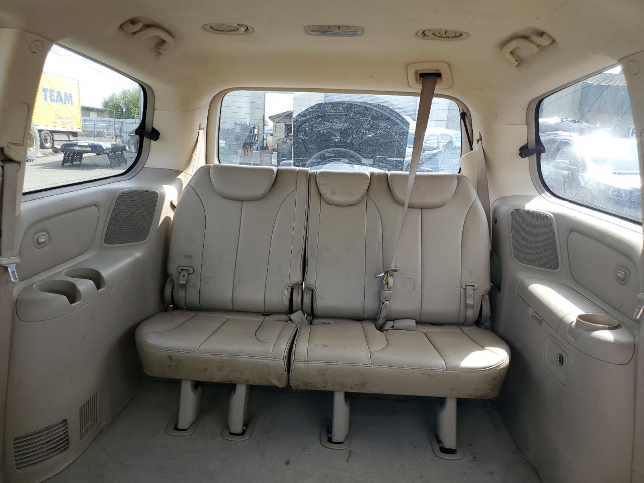 2007 Hyundai Entourage Gls VIN: KNDMC233876041882 Lot: 51543355