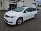 2018 Chrysler Pacifica Hybrid Limited за продажба в Woodburn, OR - Rear End