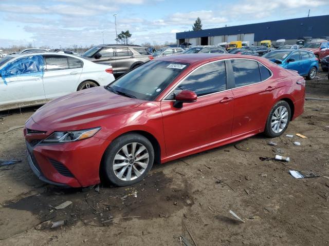  TOYOTA CAMRY 2019 Czerwony