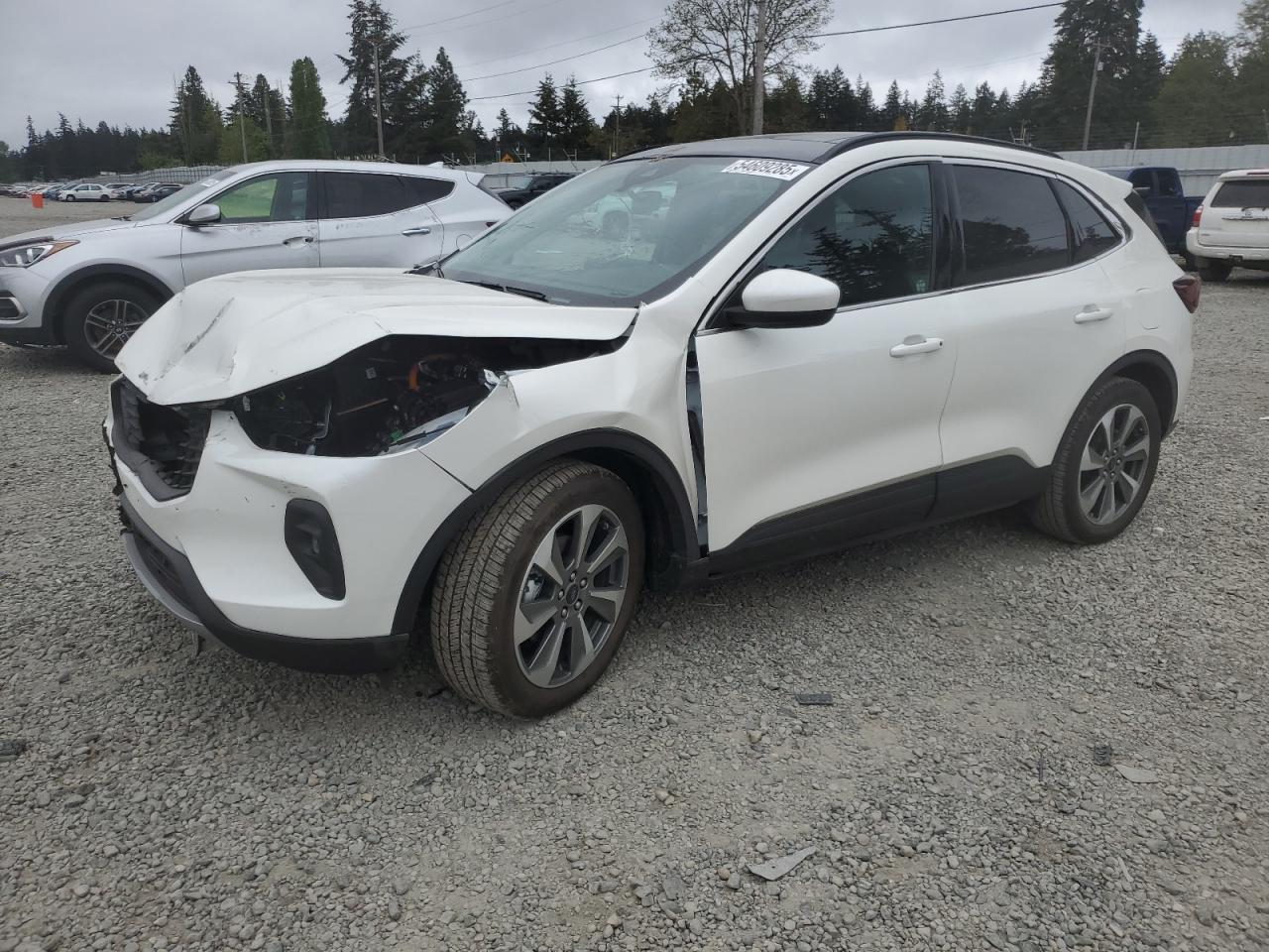 Graham, WA에서 판매 중인 2025 Ford Escape Platinum - Front End