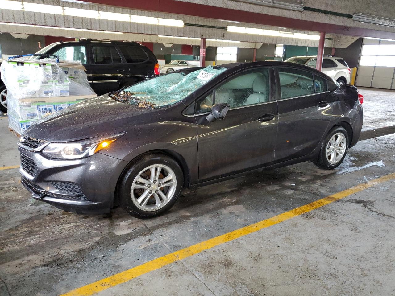 2017 Chevrolet Cruze Lt na sprzedaż w Dyer, IN - Top/Roof