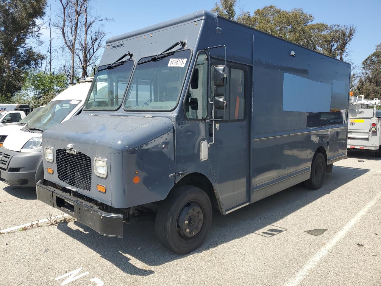 2021 Freightliner Chassis M Line Walk-In Van for Sale in Van Nuys, CA - Minor Dent/Scratches