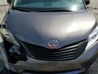 2014 Toyota Sienna  იყიდება Van Nuys-ში, CA - Front End
