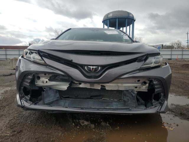  TOYOTA CAMRY 2018 Серый