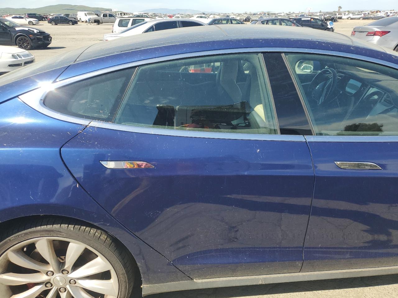 2015 Tesla Model S P85D VIN: 5JYSA1H46FF091823 Lot: 49189065