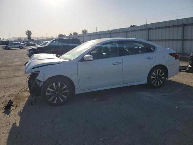  NISSAN ALTIMA 2018 Biały