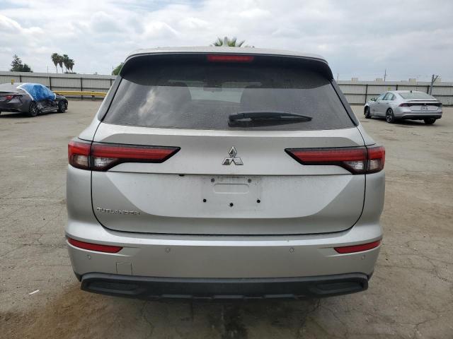  MITSUBISHI OUTLANDER 2022 Сріблястий