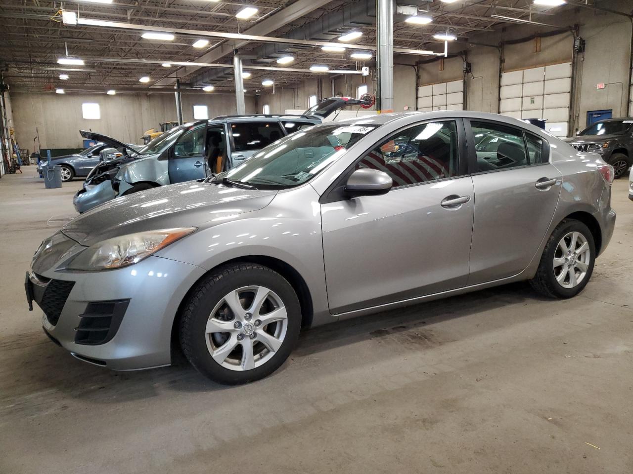 2010 Mazda 3 I de vânzare în Blaine, MN - Side