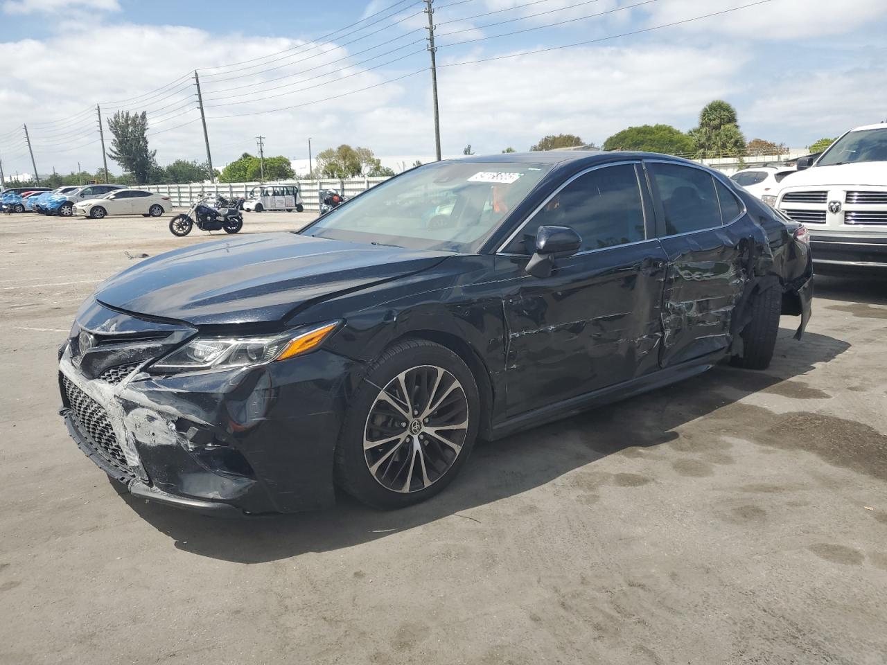2020 Toyota Camry Se