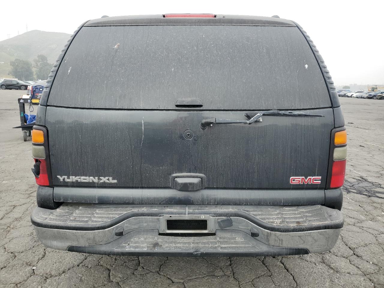 2005 GMC Yukon Xl C1500 VIN: 1GKEC16Z85J235096 Lot: 54122015