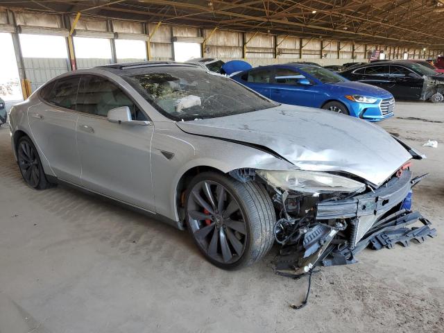 Хэтчбеки TESLA MODEL S 2015 Серебристый