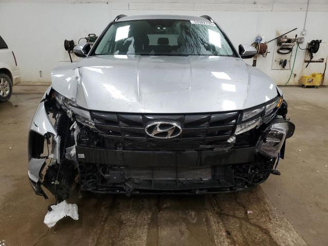  HYUNDAI TUCSON 2023 Сріблястий