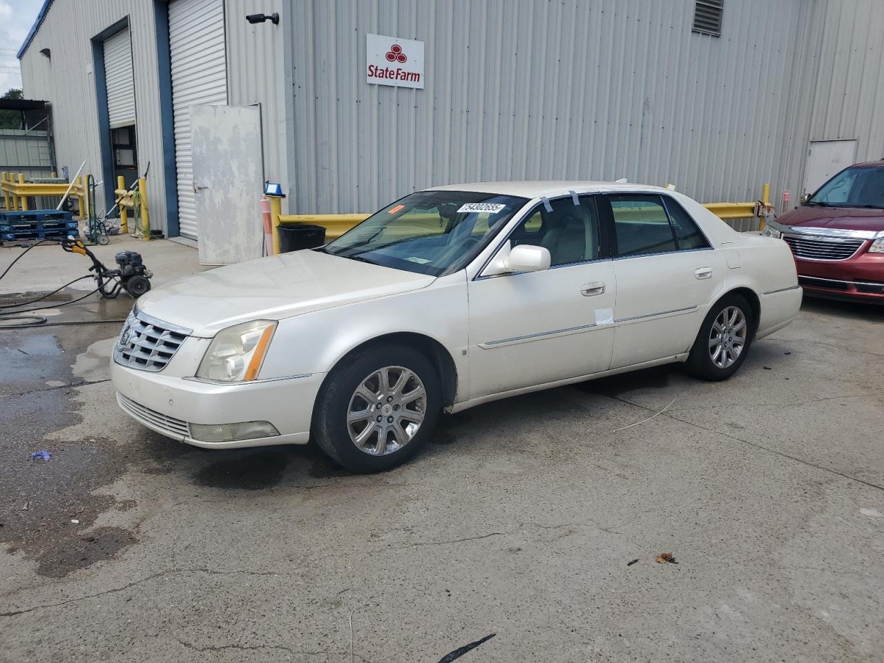 2009 Cadillac Dts for Sale in New Orleans, LA - Water/Flood