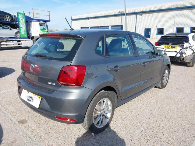 2015 VOLKSWAGEN POLO SE