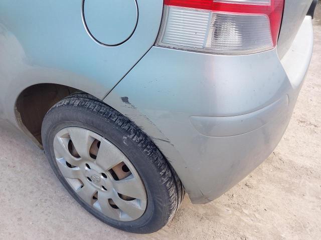 2010 TOYOTA YARIS T2 V