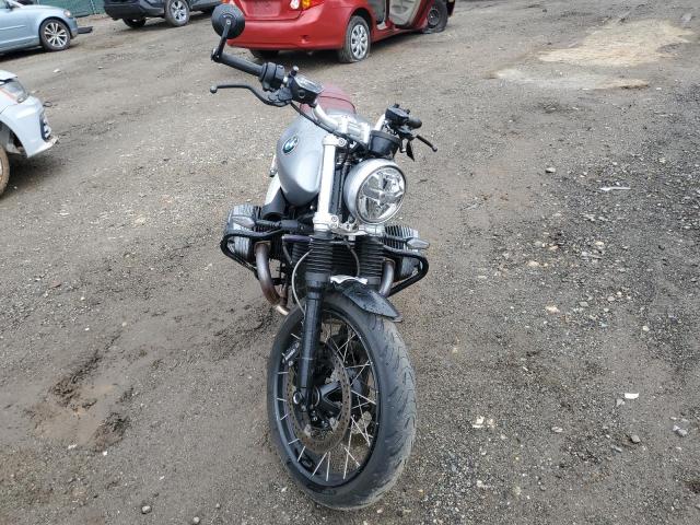  BMW R-SERIES 2022 Серый