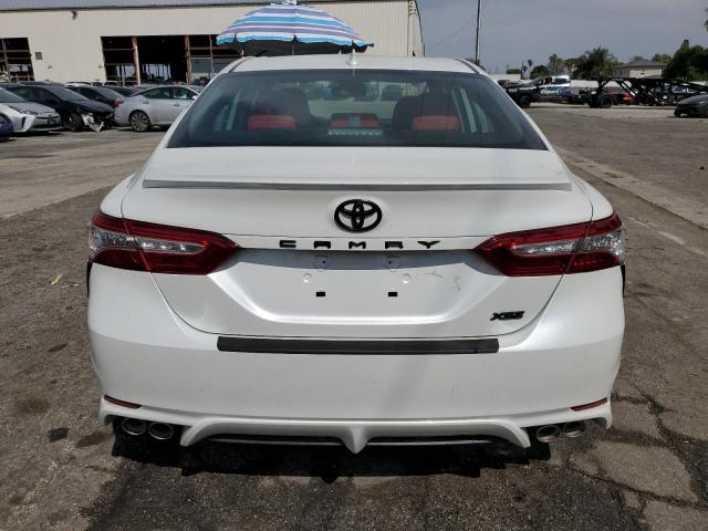  TOYOTA CAMRY 2020 White