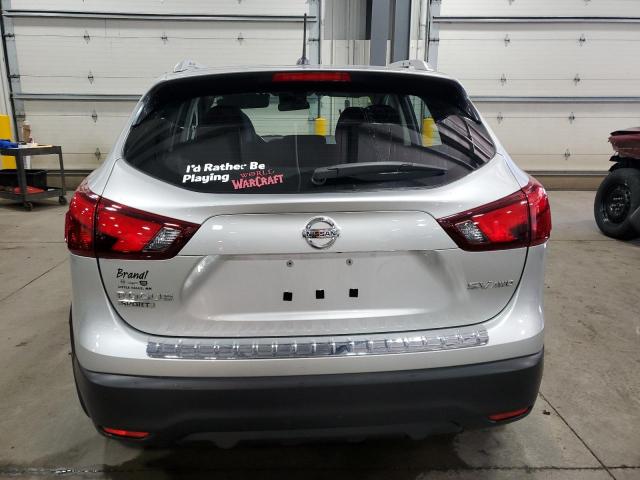  NISSAN ROGUE 2017 Серебристый