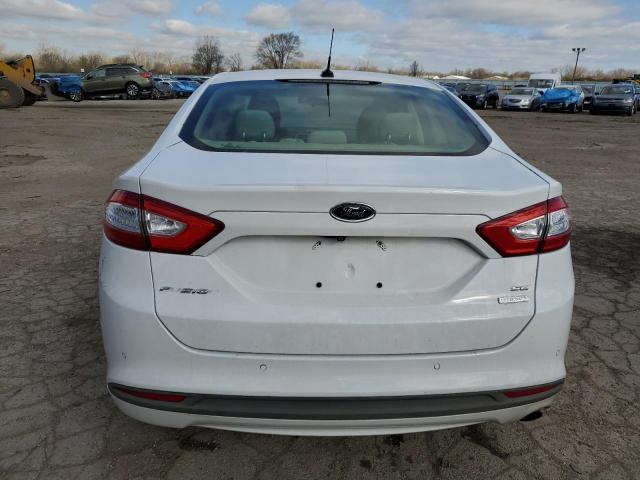  FORD FUSION 2016 Biały