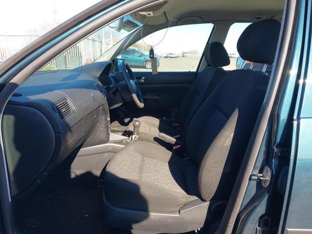 2003 VOLKSWAGEN GOLF MATCH