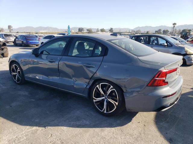  VOLVO S60 CORE 2024 Szary