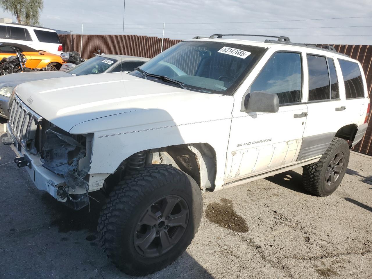 1998 Jeep Grand Cherokee Laredo for Sale in North Las Vegas, NV - Front End