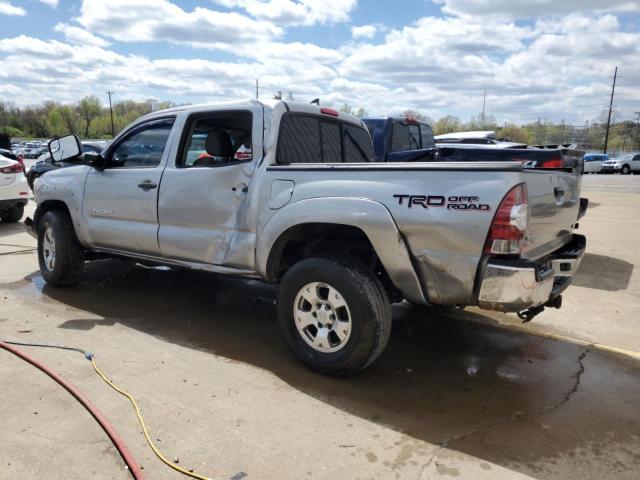  TOYOTA TACOMA 2015 Серебристый
