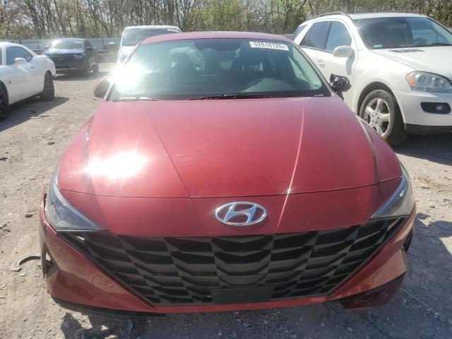  HYUNDAI ELANTRA 2023 Красный