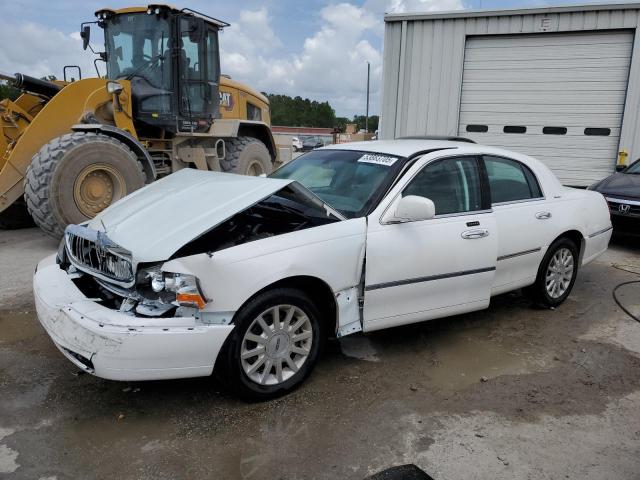 2006 Lincoln Town Car Signature