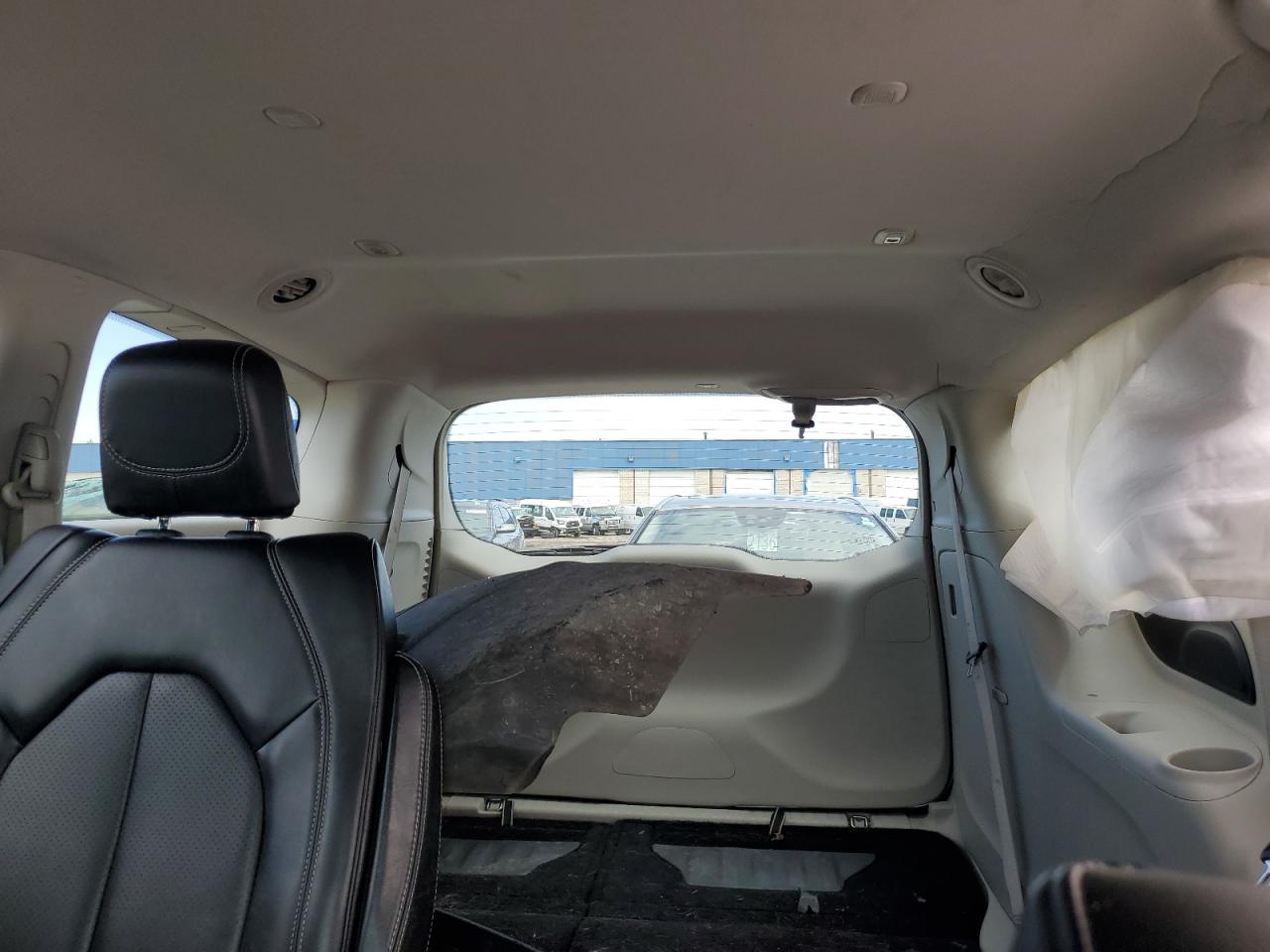 2020 Chrysler Voyager Lxi VIN: 2C4RC1DG2LR260583 Lot: 51769505