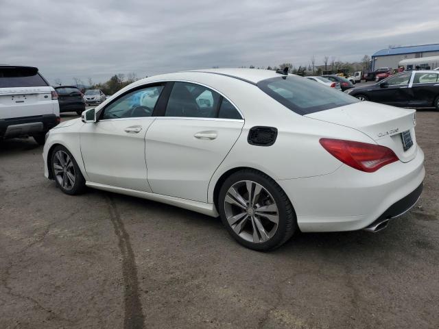 Sedans MERCEDES-BENZ CLA-CLASS 2014 Biały