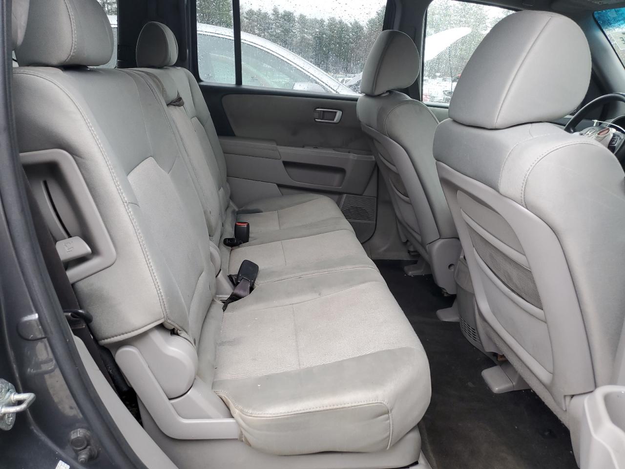 2011 Honda Pilot Lx VIN: 5FNYS4H29BB008565 Lot: 51809915