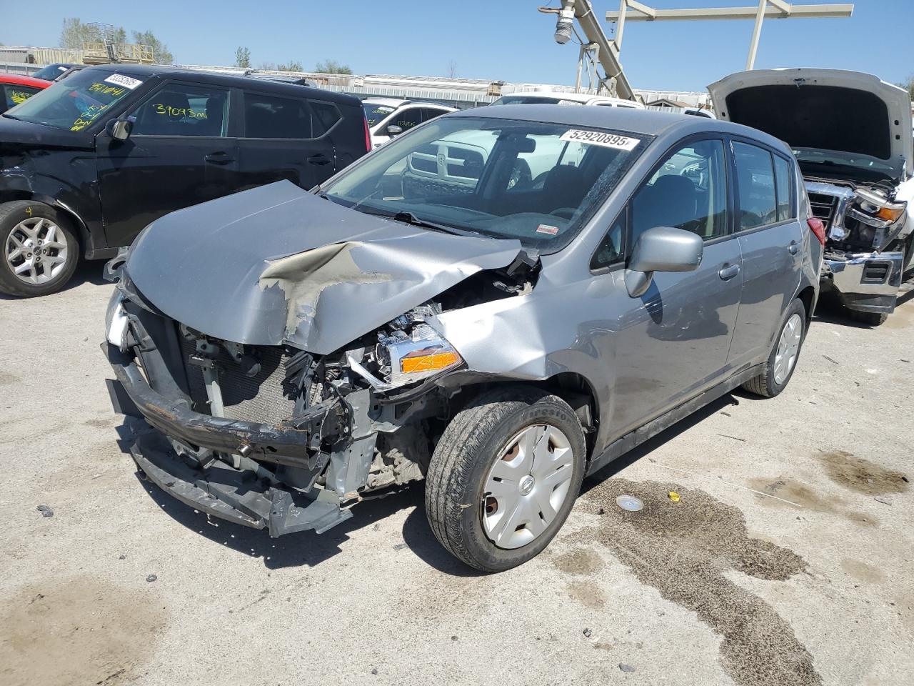 3N1BC1CP7CK203823 NISSAN VERSA Photo 1
