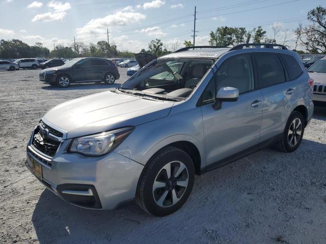  SUBARU FORESTER 2017 Gray