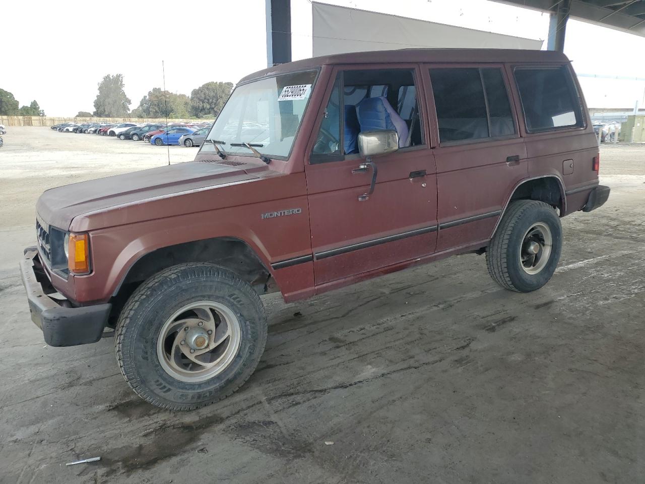 1990 Mitsubishi Montero  продається в Hayward, CA - Rear End