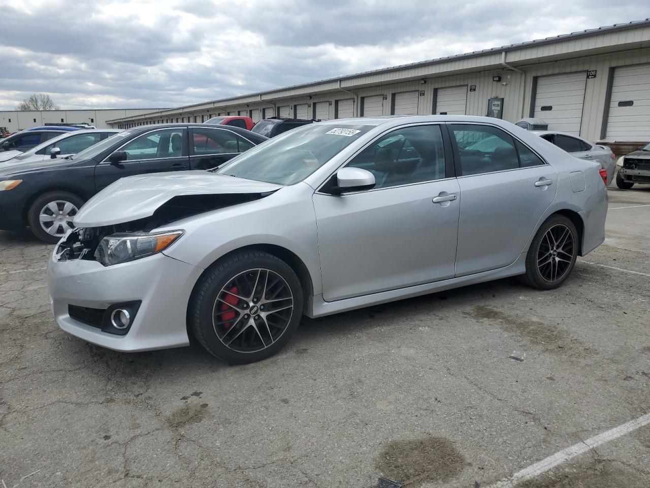 2014 Toyota Camry L en Venta en Louisville, KY - Front End