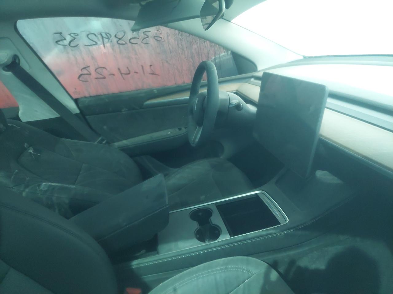 XP7YGCES0RB266271 - 2024 Tesl Y - #undefined