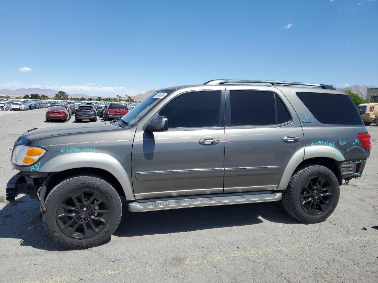 2004 Toyota Sequoia Sr5 for Sale in Las Vegas, NV - Front End