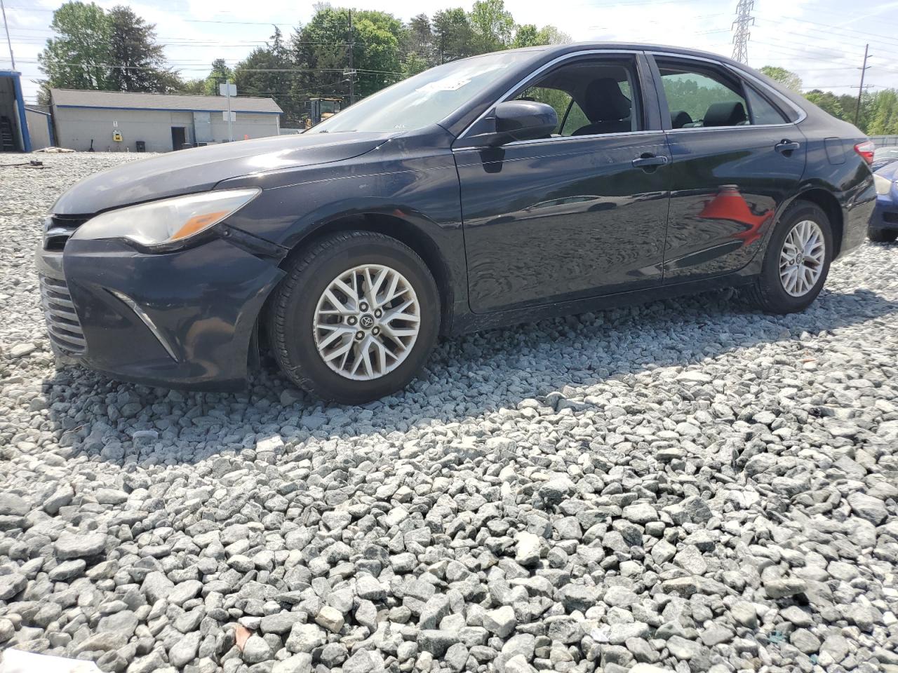 2017 Toyota Camry Le for Sale in Mebane, NC - Front End