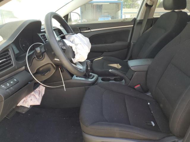  HYUNDAI ELANTRA 2019 Серебристый