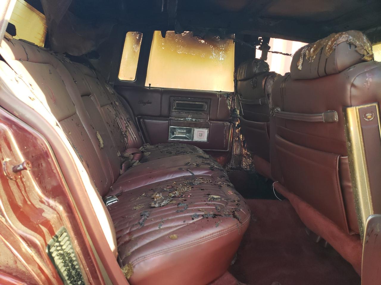 1992 Cadillac Brougham VIN: 1G6DW54E8NR712443 Lot: 51482635