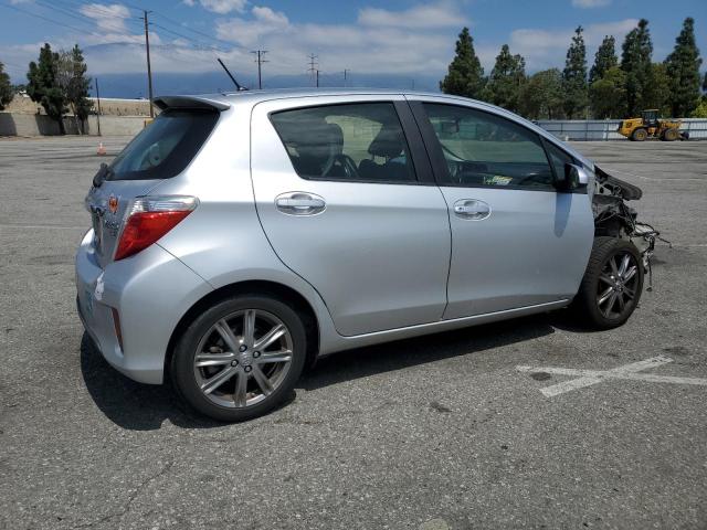  TOYOTA YARIS 2013 Srebrny