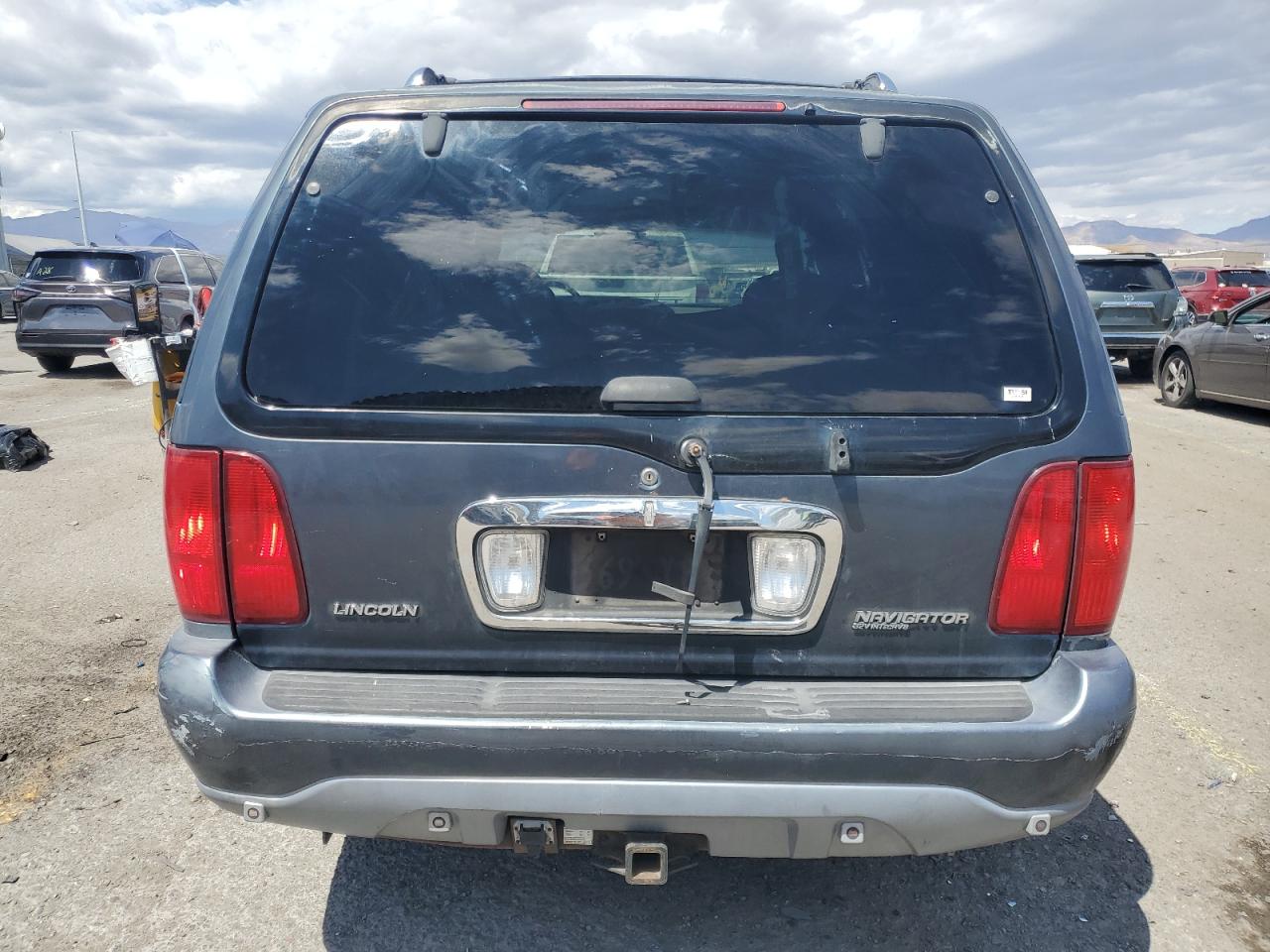 2000 Lincoln Navigator VIN: 5LMFU28A0YLJ26952 Lot: 54756735