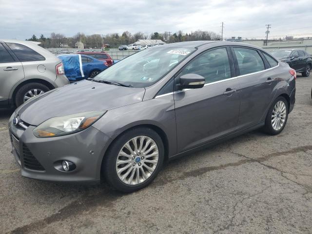  FORD FOCUS 2012 Серый
