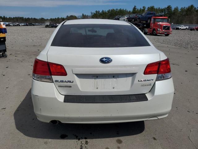 Sedans SUBARU LEGACY 2012 White