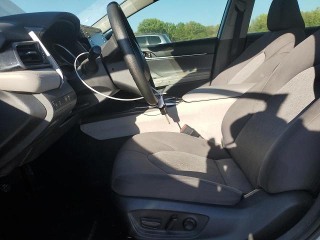  TOYOTA CAMRY 2022 Серебристый